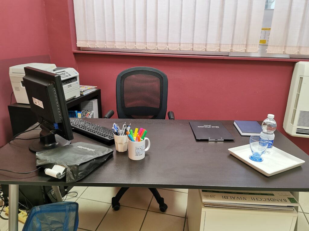 Ufficio temporaneo Verbena scrivania - Spazio Polivalente Pistoia